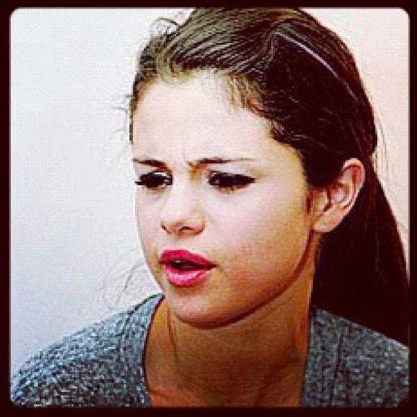 personalselena's tweet photo. My face ;o http://t.co/QUP3fyRg