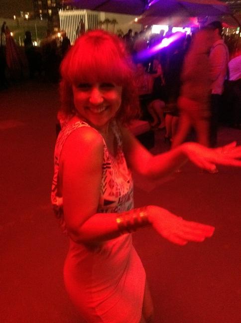 RussellLee20's tweet photo. DJ PAO getting her groove on... http://t.co/JX9SZ3q7