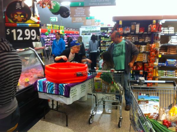 Lismore2550's tweet photo. Melissa sampling seafood, snags, kids games &amp; chook raffles!
#WoolworthsFreshFoodFair 
@JLudbrooke 
@tjeerdjegen http://t.co/crfni3ZZ