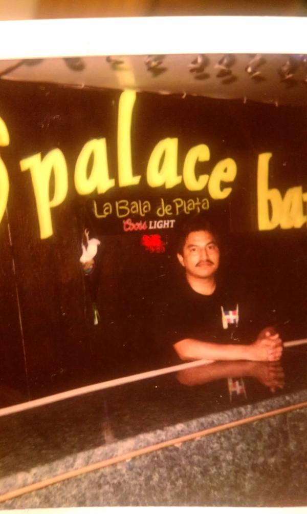 Enrikyng's tweet photo. En el D palace 2004 http://t.co/lmo5LVdL