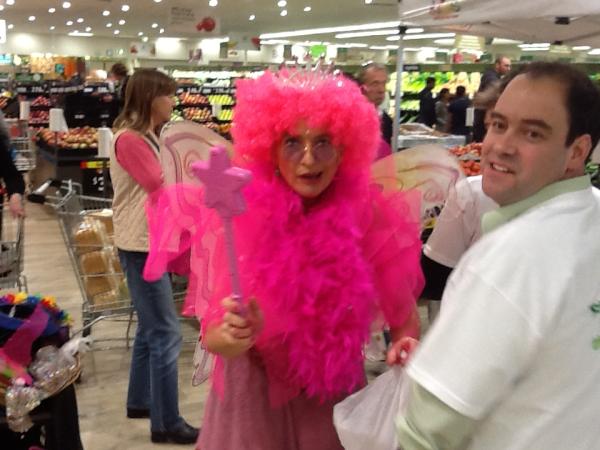 ptemminghoff's tweet photo. Fairy floss anyone? Well done to Shane and the team at CAMBERWELL http://t.co/onm8SUav