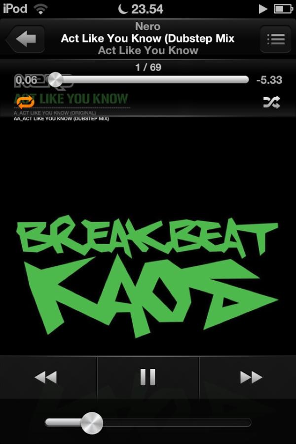 GayBoyFinland's tweet photo. ios 6 music player is just awesome http://t.co/rkDluKRw