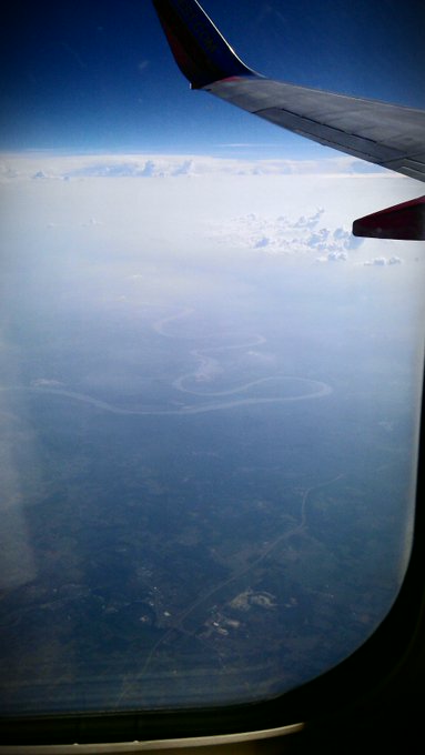 Arial view of the Mississippi... http://t.co/CLtWtvot<a href="/tag/happyslut"class="tags"><span>#happyslut</span></a>