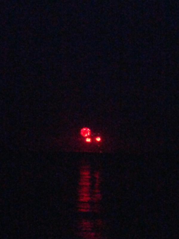 Sconces1998's tweet photo. Fireworks are very bright:-) http://t.co/ltDGZ4C9