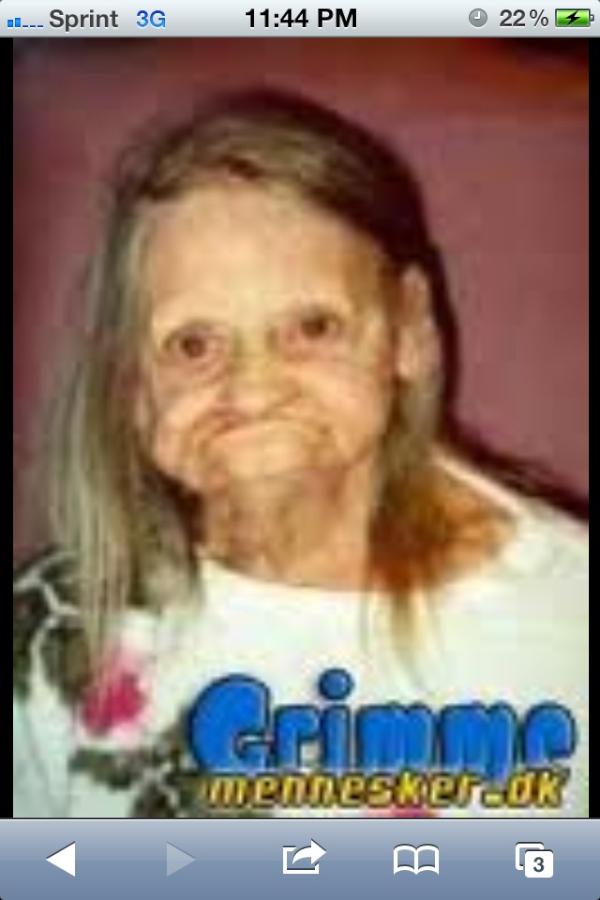 terribletabby's tweet photo. #tweetyourbestfriend http://t.co/GI9u8itn