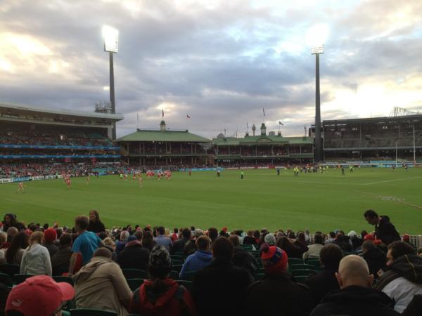 CamGale's tweet photo. Let's go Swannies! http://t.co/Dg5M1g6F