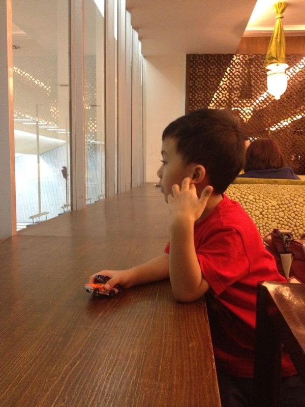 sarmilli's tweet photo. Mencari inspirasi http://t.co/ExWgAhBm