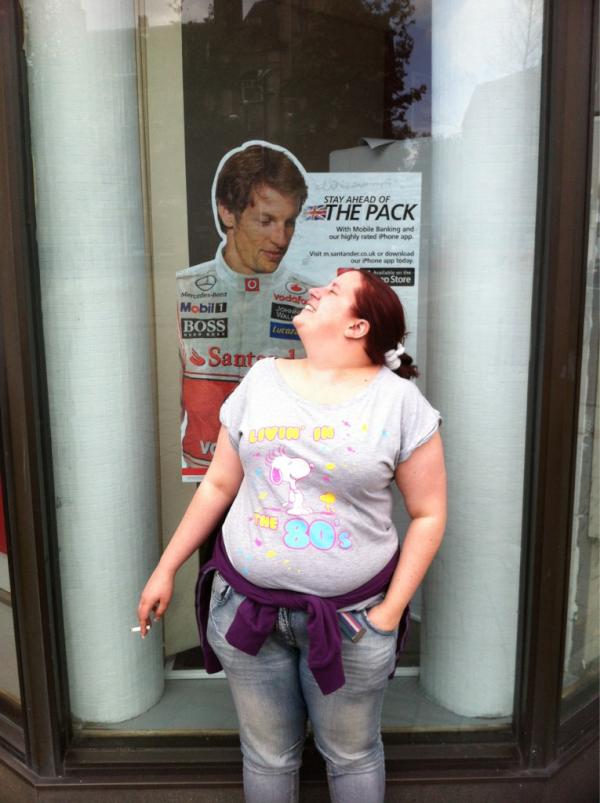 Mike_P_Archer's tweet photo. @JaneCragg showing here support for @JensonButton #AlwaysBelieveInJenson http://t.co/mpiRJyji