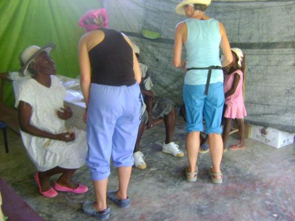 braggs's tweet photo. Supporting #Haiti.
Come join the mission trips and help in Haiti. http://t.co/mxDB89Ed
