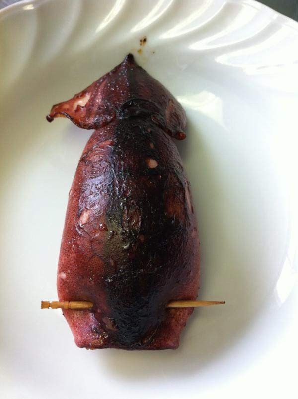 kouhou73's tweet photo. 庄内浜文化伝道師講座「うめぜ！庄内のごっつお教室」in天童中部公民館
イカの印籠焼きの完成です
 #yamagata 
#shonai http://t.co/wX76XjF5