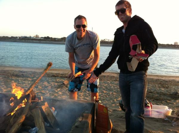 corriefalcon's tweet photo. Beach bonfire! http://t.co/7JUZS3Ul