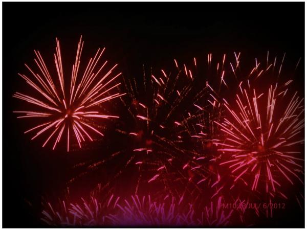 heymp8's tweet photo. lumieres nuit de la pour vous http://t.co/8x1M7qyu