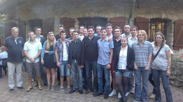 ForbachJUMP's tweet photo. Beau barbecue annuel avec les jeunes pop 57 @CassaroAlex @EmmanuelGiglia @ArnaudBousiac @M_Petermann @BLAESRenaud ... http://t.co/dt9CruOT