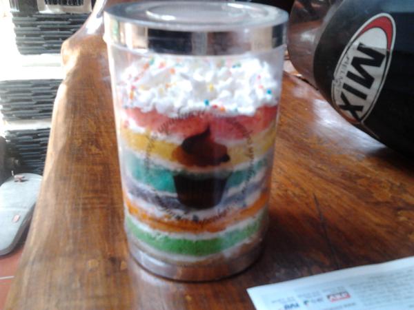 raincakeee tweet picture