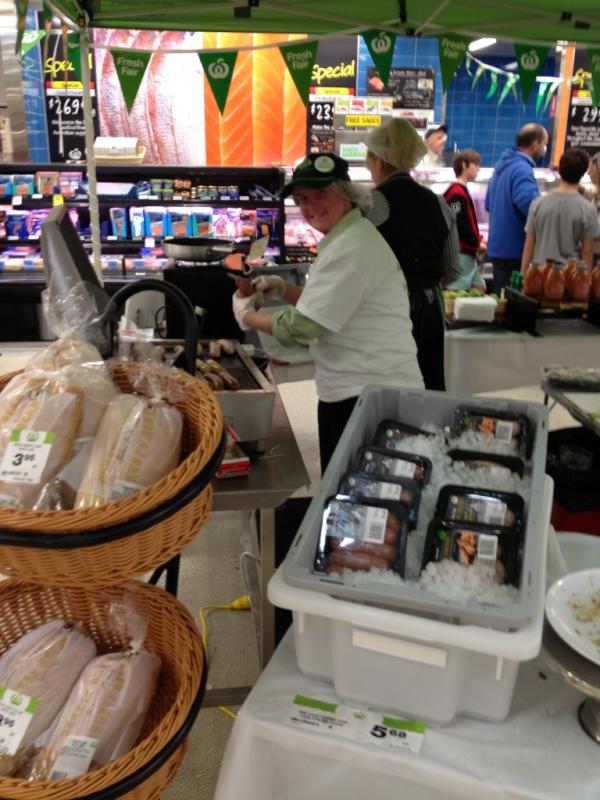 ChrisBarrett16's tweet photo. The power of taste - 1033% increase in gourmet sausage range vs prior Saturday http://t.co/fgpkdugw