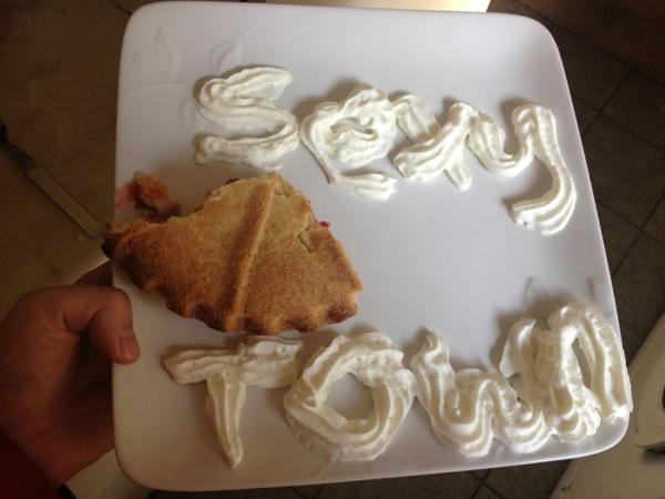 SameMakepeace's tweet photo. For tonight's pie, my girlfriend tells me her intended destination :-P http://t.co/GT4hVfOi