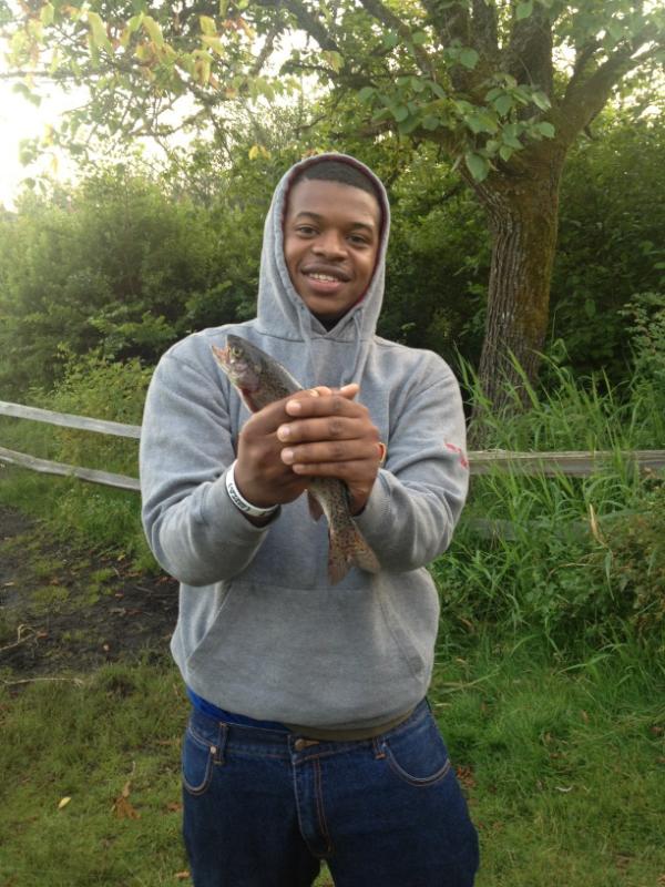 MeMusic.com tweet media