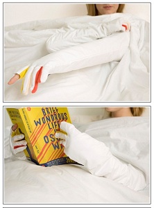 ShopMania_com's tweet photo. This blanket's the perfect solution 4 the chilly evenings when u want 2 read your favourite book. http://t.co/M55x4MxE http://t.co/GxO2pA5x