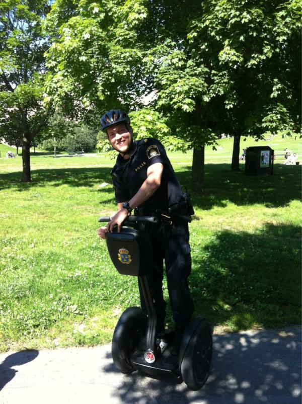 lillafriheten's tweet photo. Segway-aina. http://t.co/dz1uZUz0