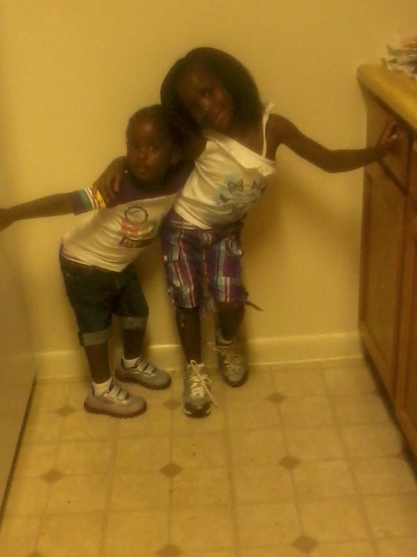 TinyDgaf's tweet photo. My Divas<3 Dnay&amp;Mya http://t.co/4CQyc3H8