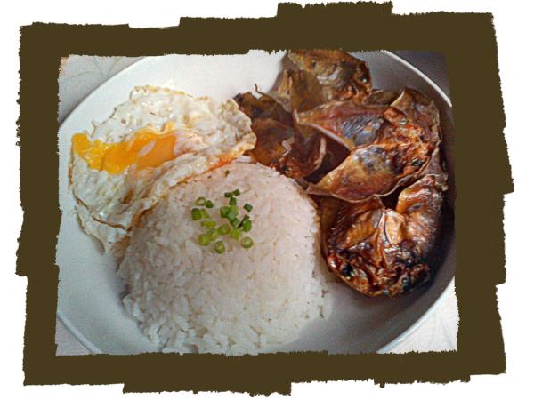 eatsfishy's tweet photo. tsk! we forgot to share this,breakfast time today.how about having this for breakfast tommorrow? sounds yumm! http://t.co/YuTWLax