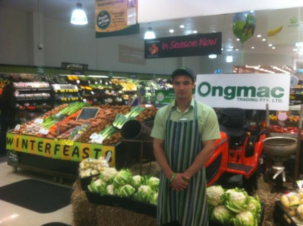 TMizzen's tweet photo. Rick a very proud produce 2ic at Mullum . Keep up the good work Rick. http://t.co/kND8ueTZ