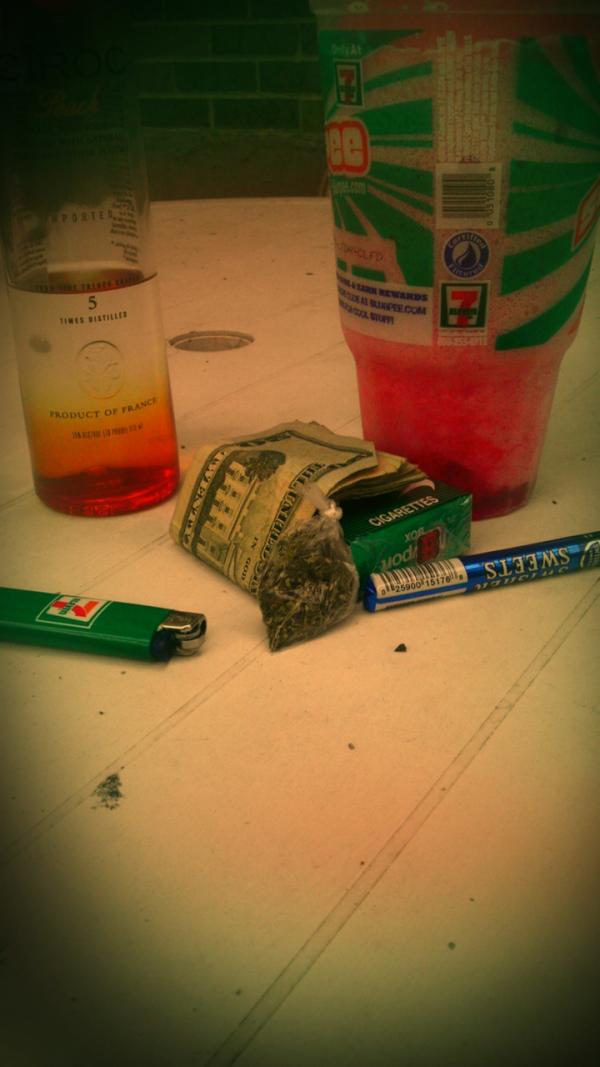 MarlyJanezWorld's tweet image. @BadGalMarly #DopeKhid #HippieBitch #Mrs.Solo/Dolo 
It&apos;s not a saying its a way of life