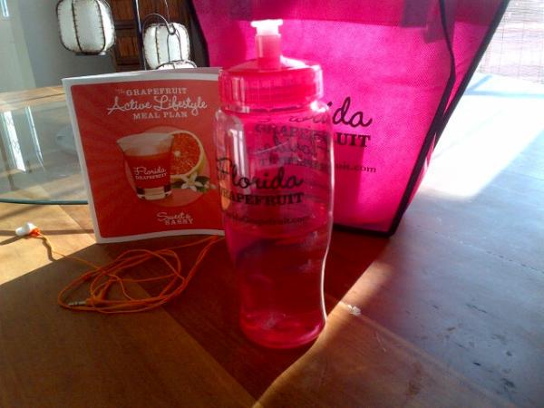 FabFitFun's tweet photo. Nice! RT @jeannebktan: Back from my run with my #amazeballs prizes from @FabFitFun #FFFlorida! http://t.co/bKoh2GfI