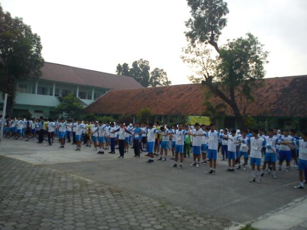 Hari kedua kita olahraga duluuu.....