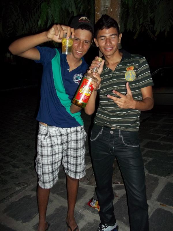 RenatoMaromba's tweet photo. iai vai ? com o @fernandosousa95' http://t.co/KpeOaVps