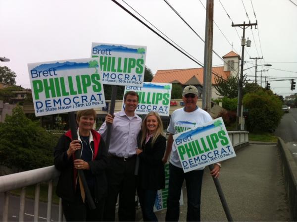 bbrettp's tweet image. Had a great time sign waving this morning greeting commuters on the way to work!