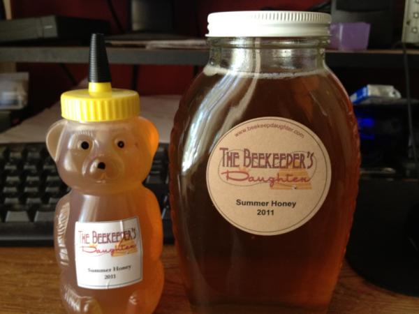 BeekeepDaughter's tweet image. I bartered honey for a custom logo and printed up some Avery labels with it. So official!