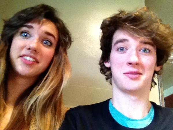 simonloan tweet picture