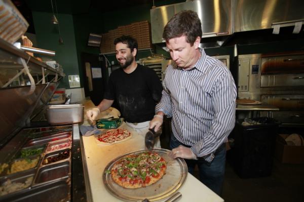 ElectMarkMullet's tweet photo. @ericpeters @ZeeksPizzaIssaq Here's one for now! http://t.co/aWaR6KBJ