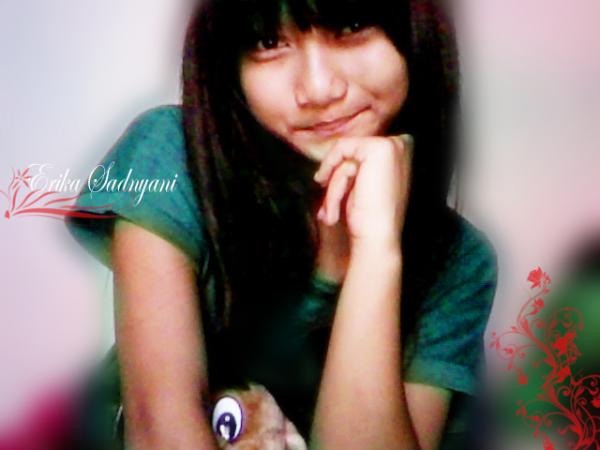 wkwkk jadoel bgt @Devi_Triznha: mboo ini foto.x..hehehhe <a href="/erikasadnyani/">Erika</a>