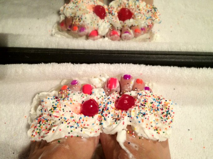 How about with sprinkles and cherries? Yummmm! http://t.co/ChGjmiF