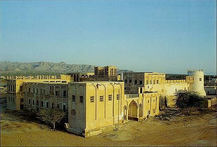 arabalsahel's tweet photo. 2- أمارة المرازيق :عرب من باديةالجزيرة العربية منطقة نجد، فرع من آل بوسليمان، يرجع نسبهم إلى همدان حكموا مغوة و ضواحيها http://t.co/CZPOXgR7