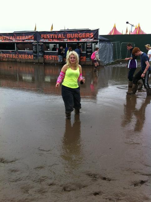 IDalgetty's tweet photo. Muddy lou http://t.co/rrtzNszM