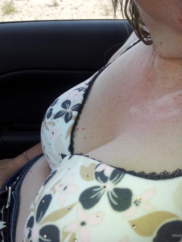 tucson_play's tweet photo. New bra today :-) http://t.co/yTlw0ORm