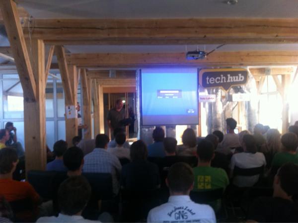 gamedevlv's tweet image. Tomēr atradās pēdējais drosminieks Juris #pitching #GameDevMeetup