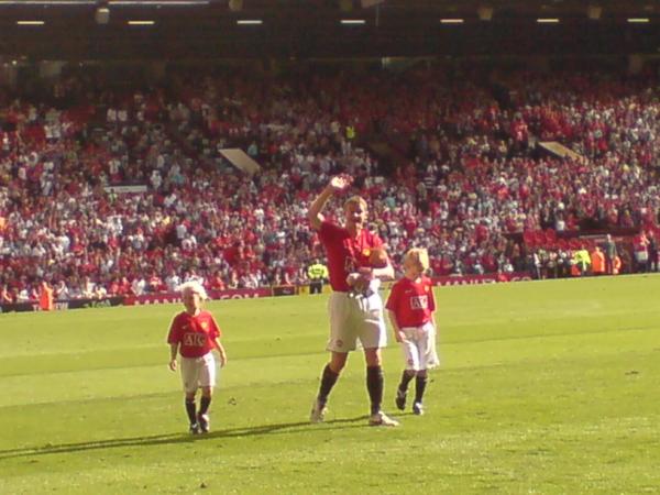 AndyTallis's tweet image. Come back #20legend #mufc #nextmanager?