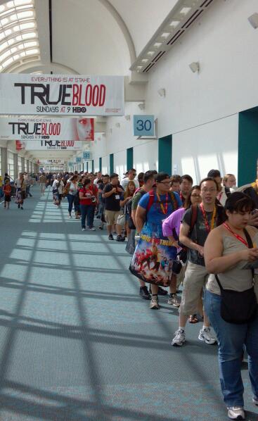 MontyMaldovan's tweet photo. Here we go again. YEAH! Comic-con 2012!!! http://t.co/gU6CYW1W