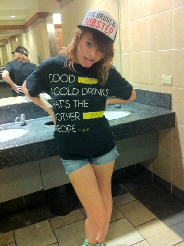 HannahSuzannee's tweet photo. Cuz I'm stupid ~ http://t.co/xfRcivPT