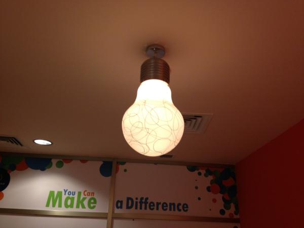 kamelasmar's tweet image. The bulb is one of a kind in @Nuqul's #CreativitySpace @supernasif @ghassannuqul