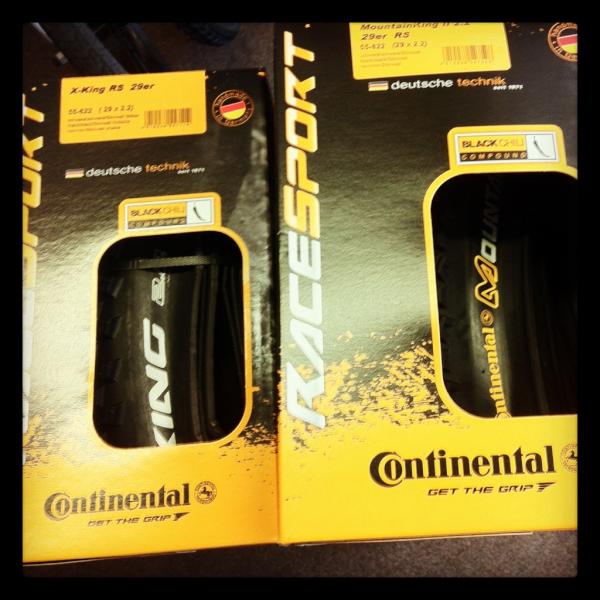 JohnAtkinscycle's tweet photo. Fresh @ContiTyres 29ers ready for one of the @CoticLtd Solaris builds we have going through at the moment! #grippy http://t.co/0waI31a2