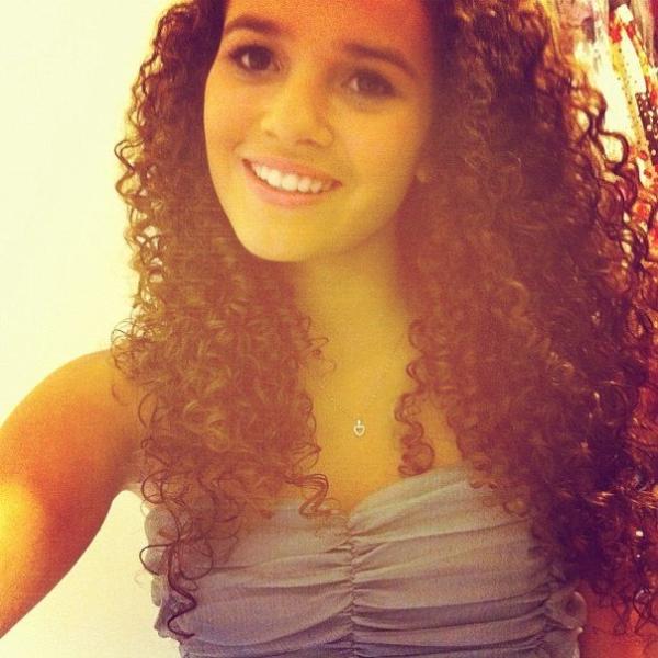 CreativeGomez's tweet photo. She is beautiful *-* http://t.co/x9Yn3vmi