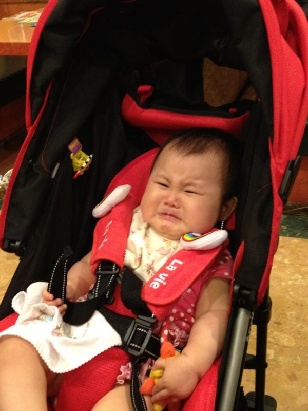 noozoo1027's tweet photo. 葵ちゃんのくしゃくしゃ顔(>_<)
癒される〜⊂((・⊥・))⊃！！
何しても可愛い~♡♡ http://t.co/uzMMG4Ge