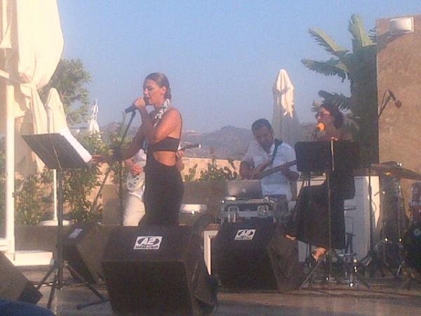 Billionaire Beach <a href="/Nezofficial/">Nez</a> 'someone like u'