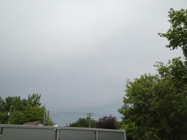 ArlynnJayne's tweet photo. Sun?Where are you?It's my day off and I thought we had a date planned involving sand and a man made lake#iCanNeverWin http://t.co/YvR9yiCF