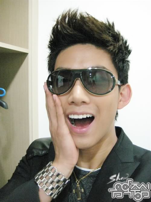 SL_MinMissA's tweet photo. lol xp RT @Nichkhun_ST: [FOR RP] MASIH ADA TAEC SOK IMUT PART 3 >> http://t.co/tGuSVlsP